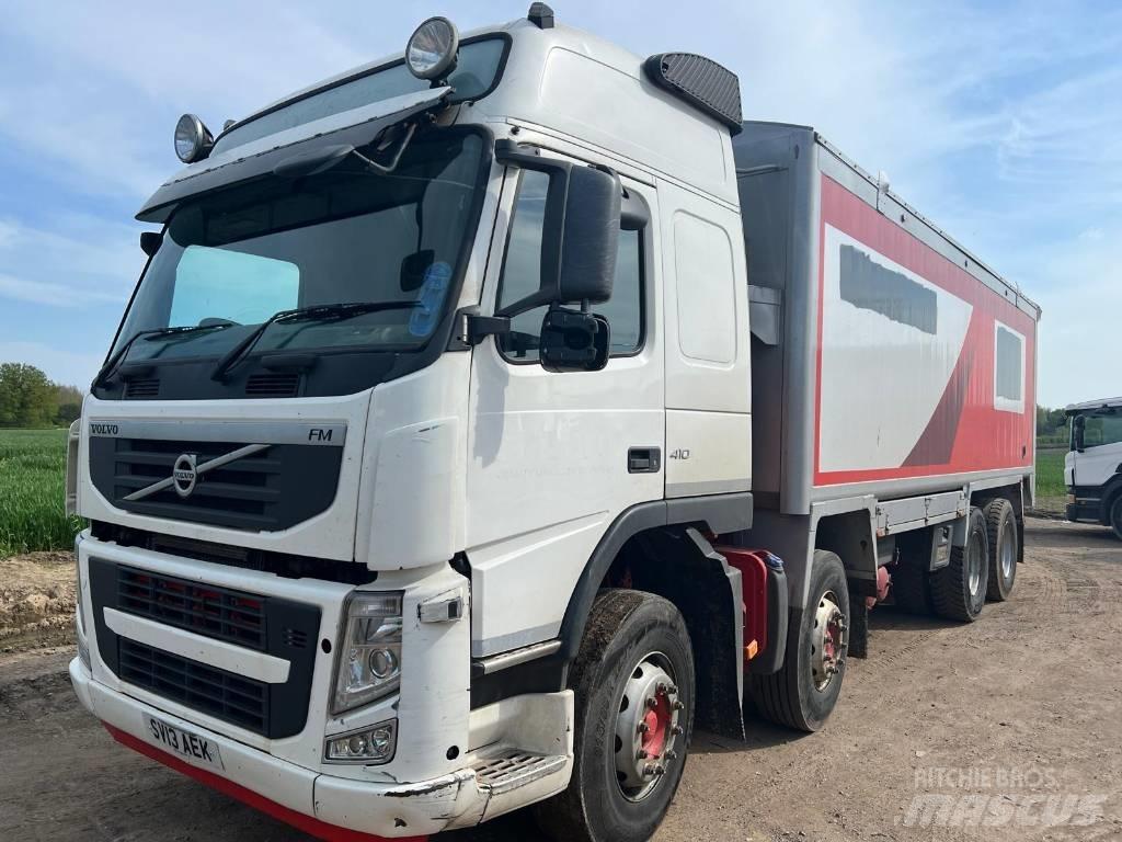 Volvo FM Savivarčių priekabų vilkikai