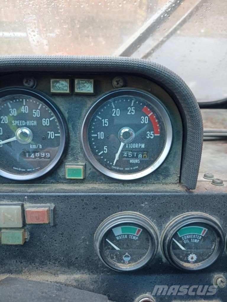 Kato KR 250 Neapdoroto reljefo kranai