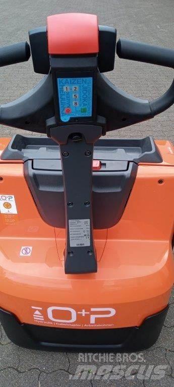 Toyota LWE 200 Mažų aukščių keltuvai
