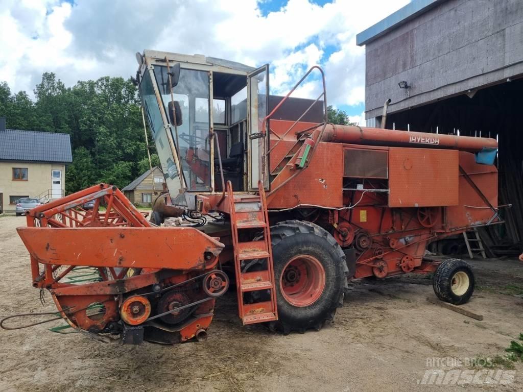 Laverda M152 Derliaus nuėmimo kombainai