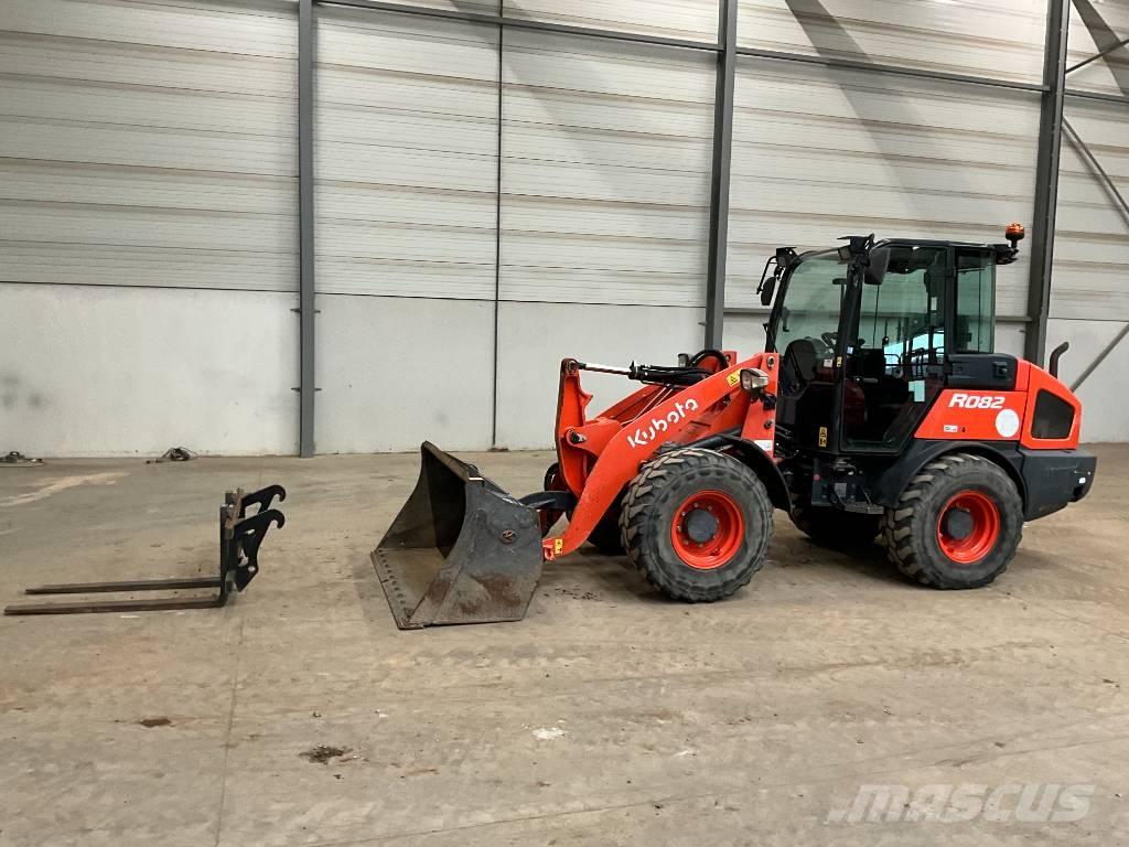 Kubota R 082 Naudoti ratiniai krautuvai