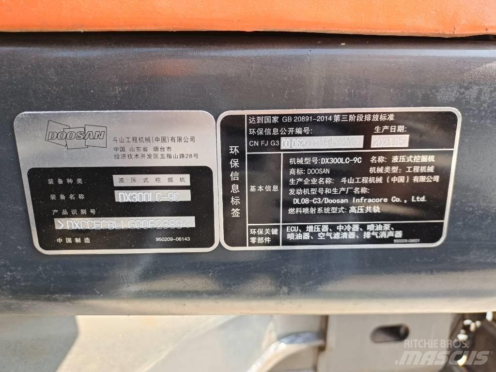 Doosan DX300-9 Vikšriniai ekskavatoriai