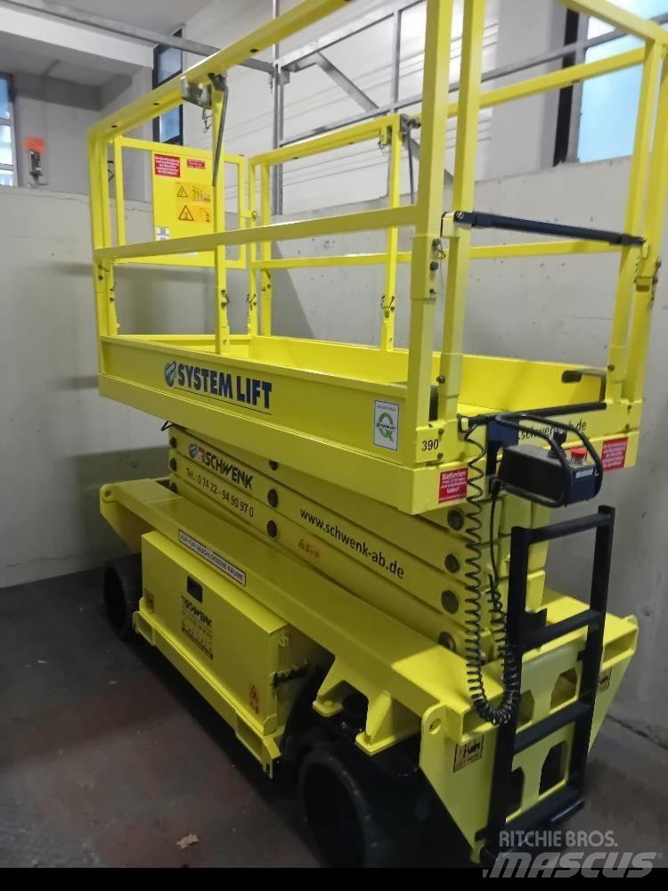 Holland Lift HL-9710 Žirkliniai keltuvai