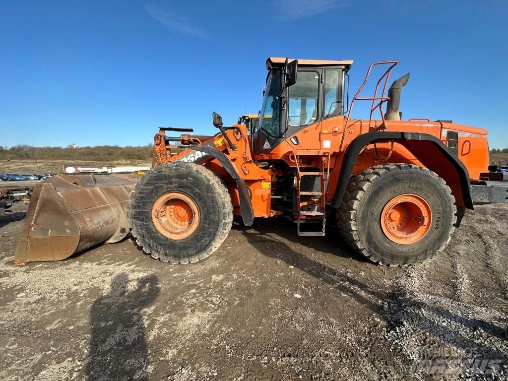 Doosan DX420-3 Ratiniai ekskavatoriai