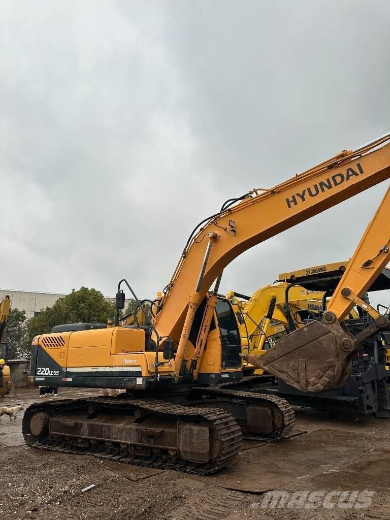 Hyundai 220LC-9S Vikšriniai ekskavatoriai