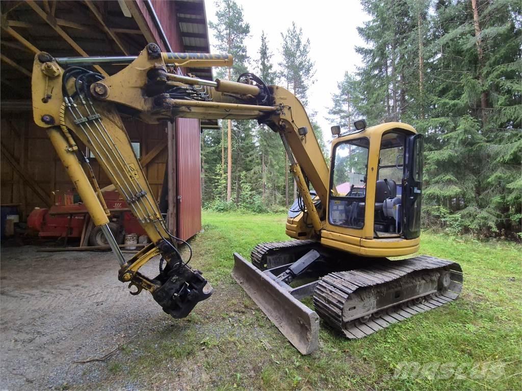 Komatsu PC75 UU Vikšriniai ekskavatoriai