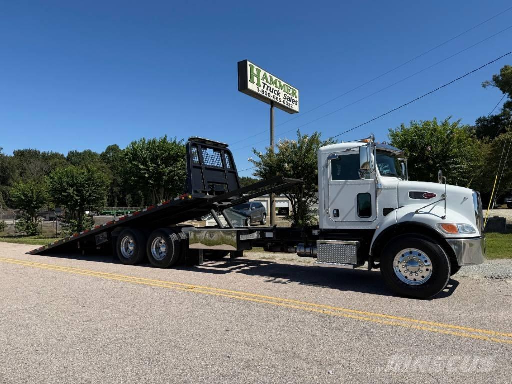 Peterbilt 348 Pagalbos kelyje automobiliai