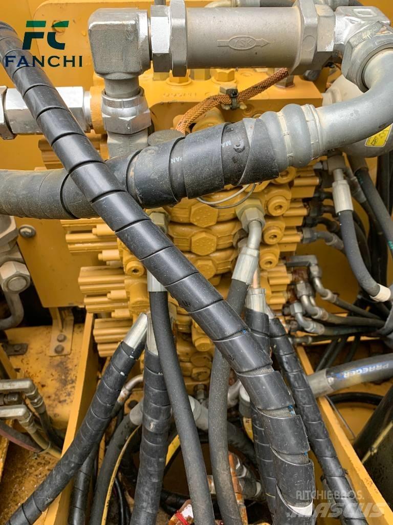 CAT 307E2 Vikšriniai ekskavatoriai