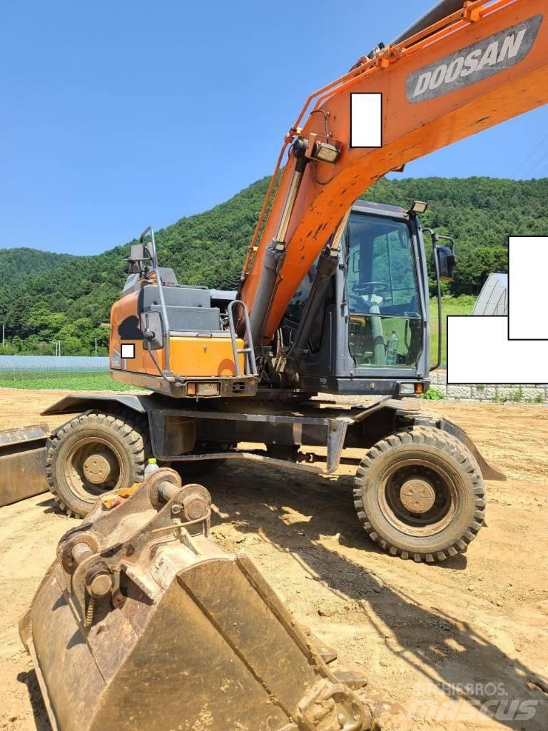 Doosan DX 140 W Ratiniai ekskavatoriai