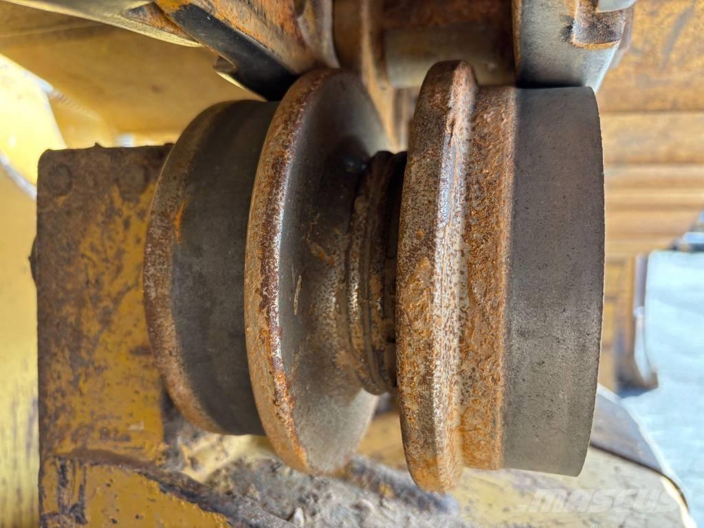 CAT D 6 K 2 LGP Vikšriniai buldozeriai