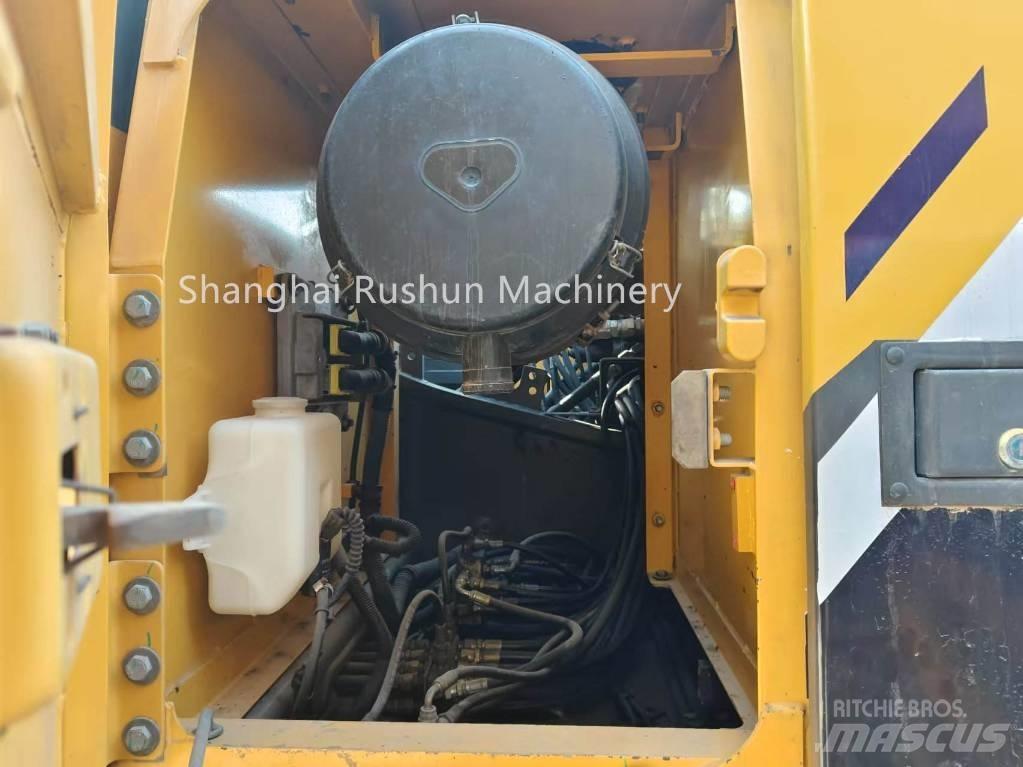 Volvo EC240 Vikšriniai ekskavatoriai