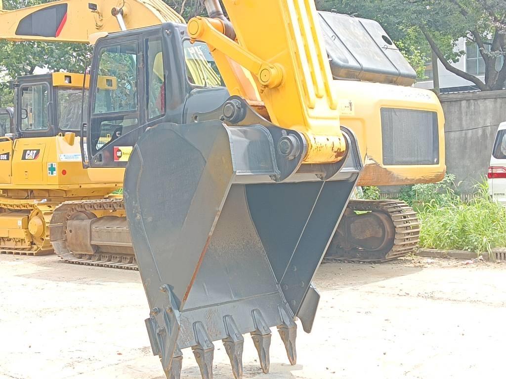 Hyundai R220LC-9S Vikšriniai ekskavatoriai