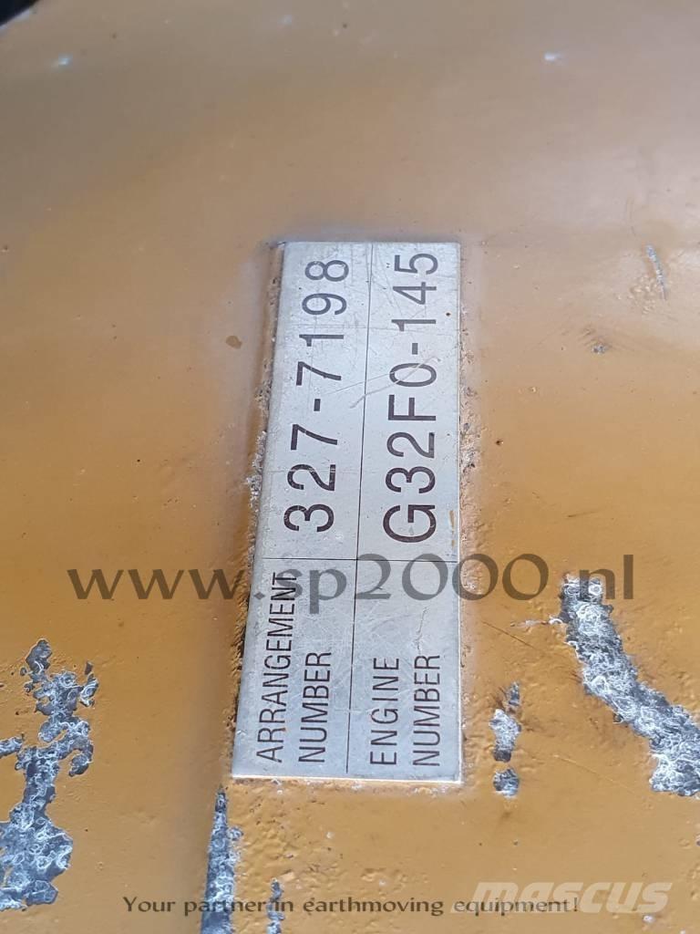 CAT 320 D Vikšriniai ekskavatoriai