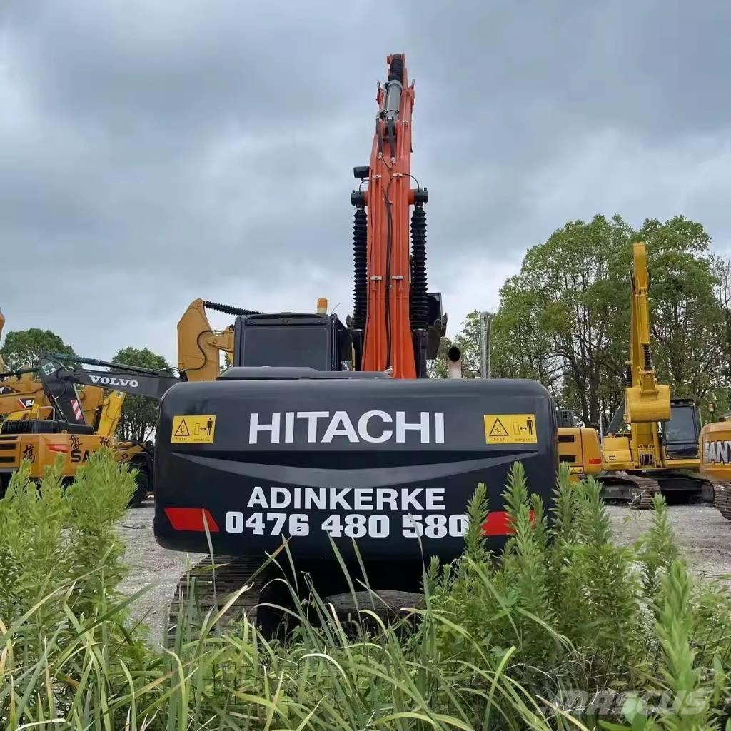 Hitachi ZX 200 Vikšriniai ekskavatoriai