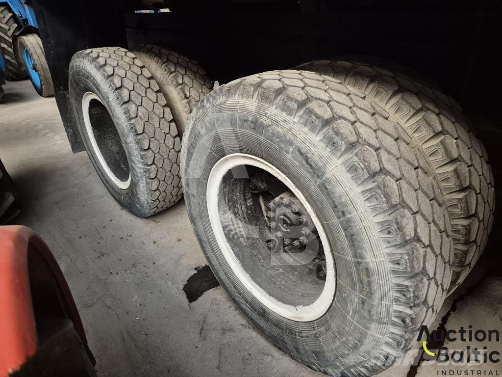 Kamaz 5320 Savivarčių priekabų vilkikai