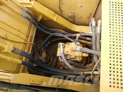 CAT 325 D Vikšriniai ekskavatoriai