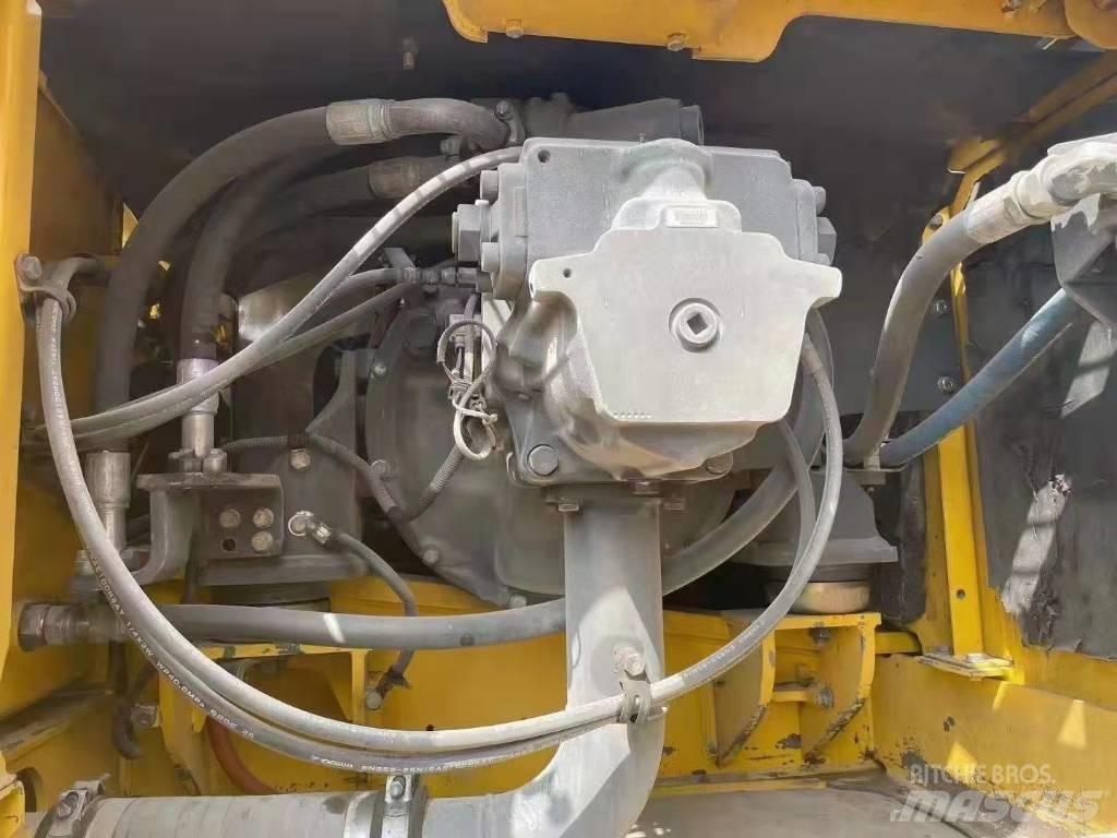Komatsu PC 360-7 Vikšriniai ekskavatoriai