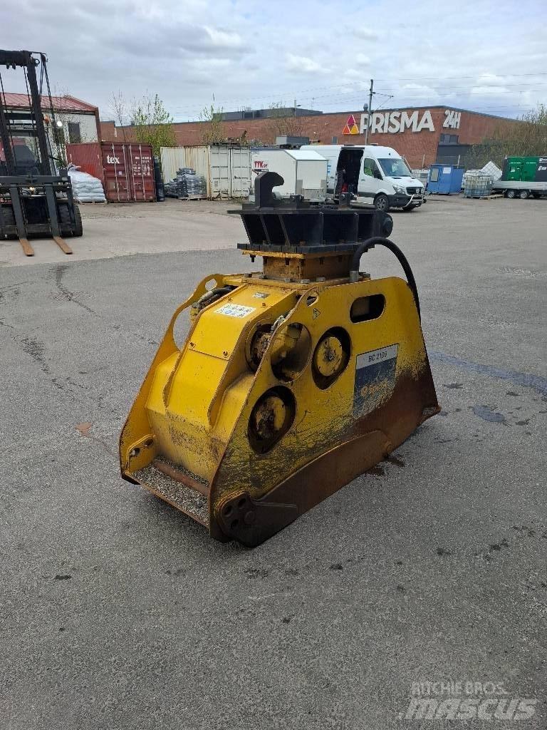 Epiroc BC 2100 Smulkinimo kaušai