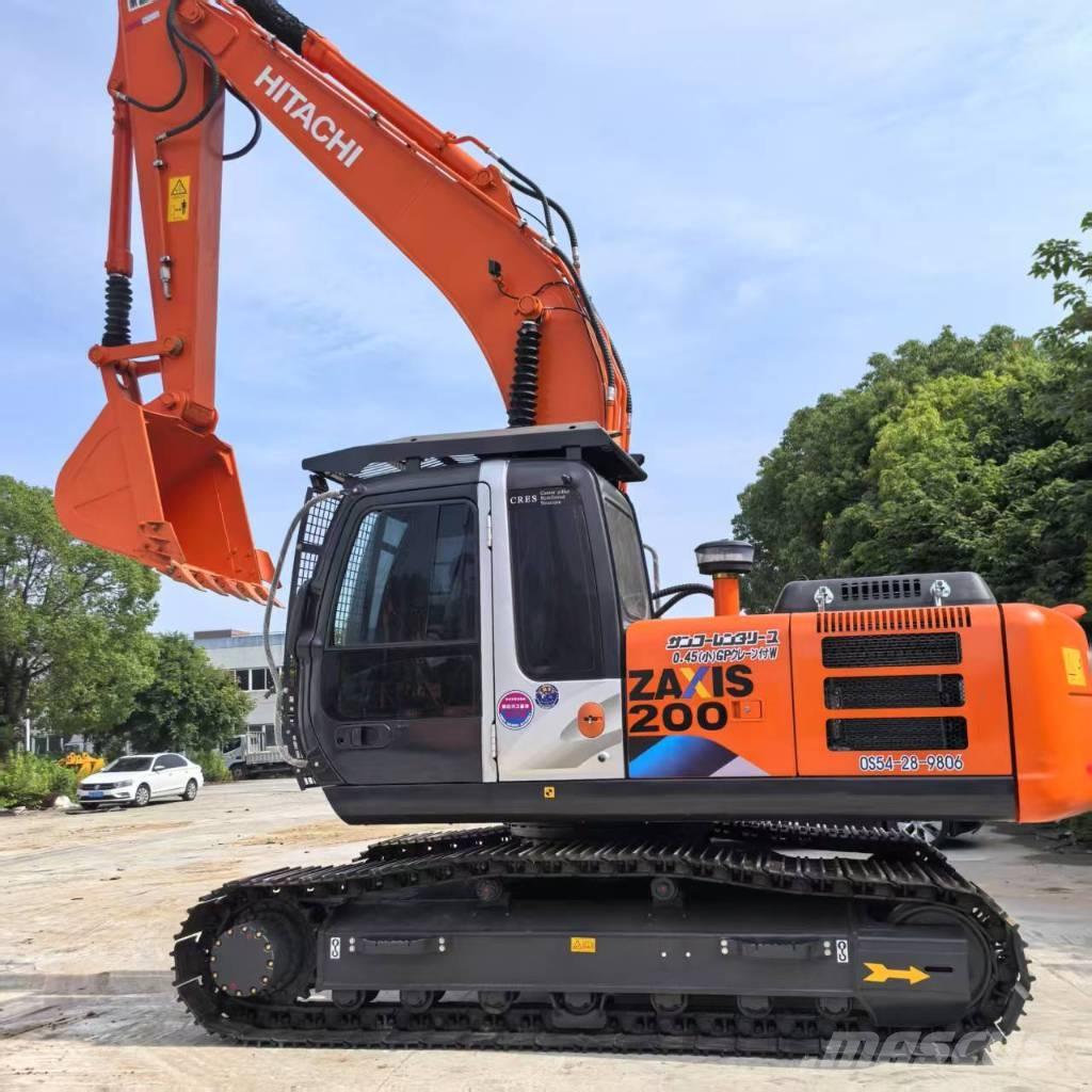 Hitachi ZX 200-3 G Vikšriniai ekskavatoriai