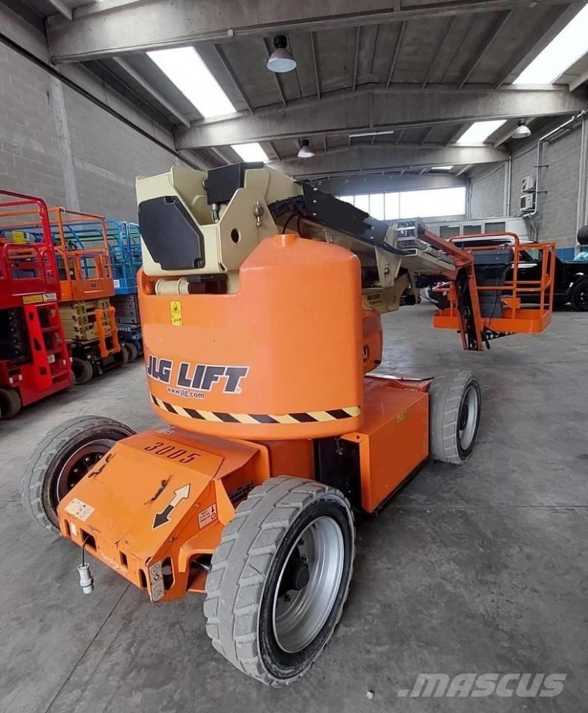 JLG E 450 AJ Alkūniniai keltuvai