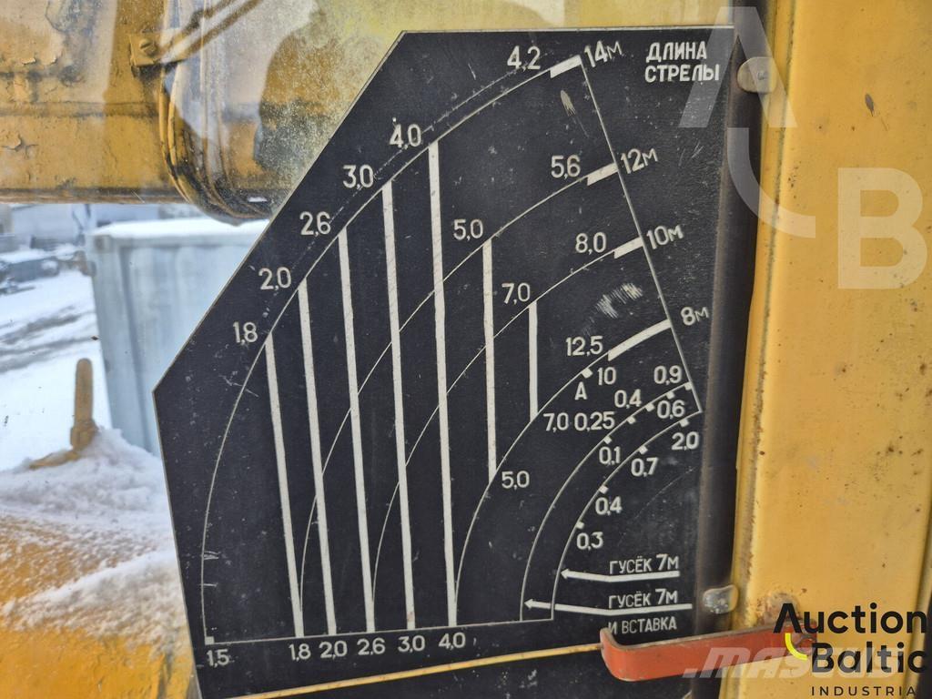 MAZ 5334 Automobiliniai kranai