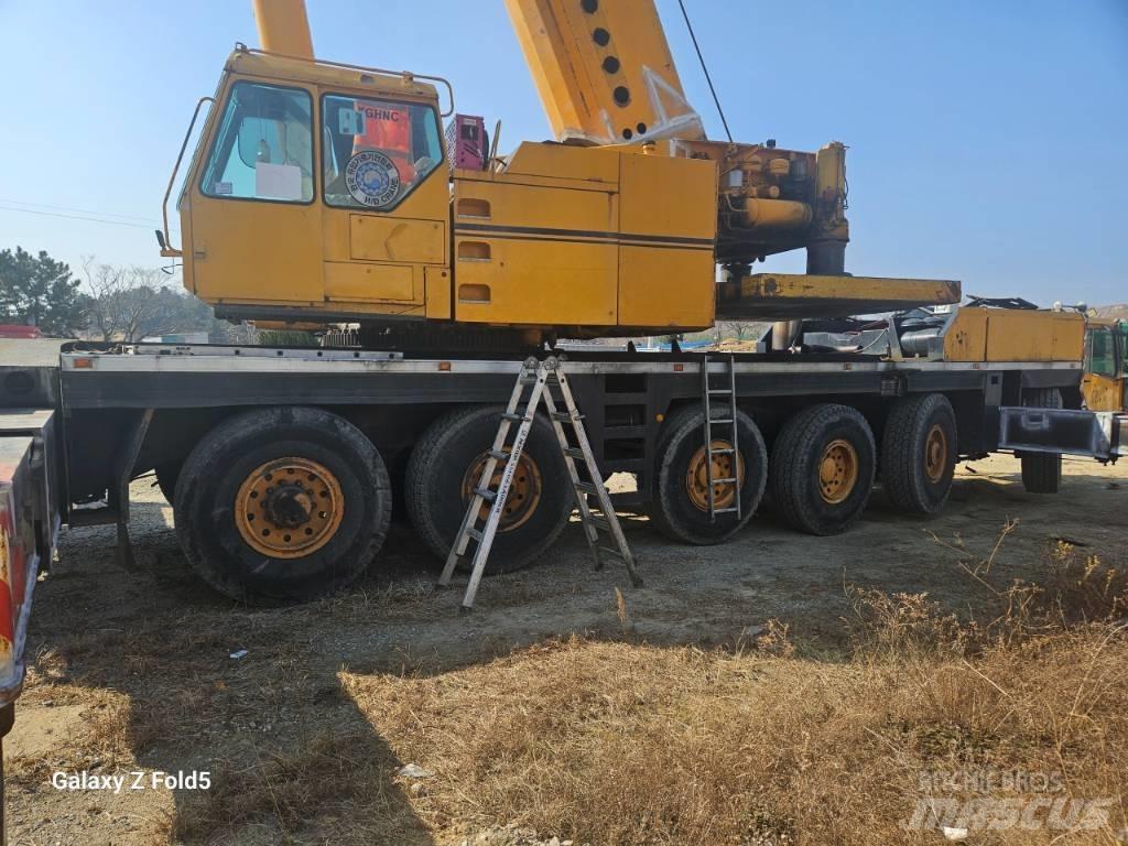 Liebherr LTM1225 Visureigiai kranai