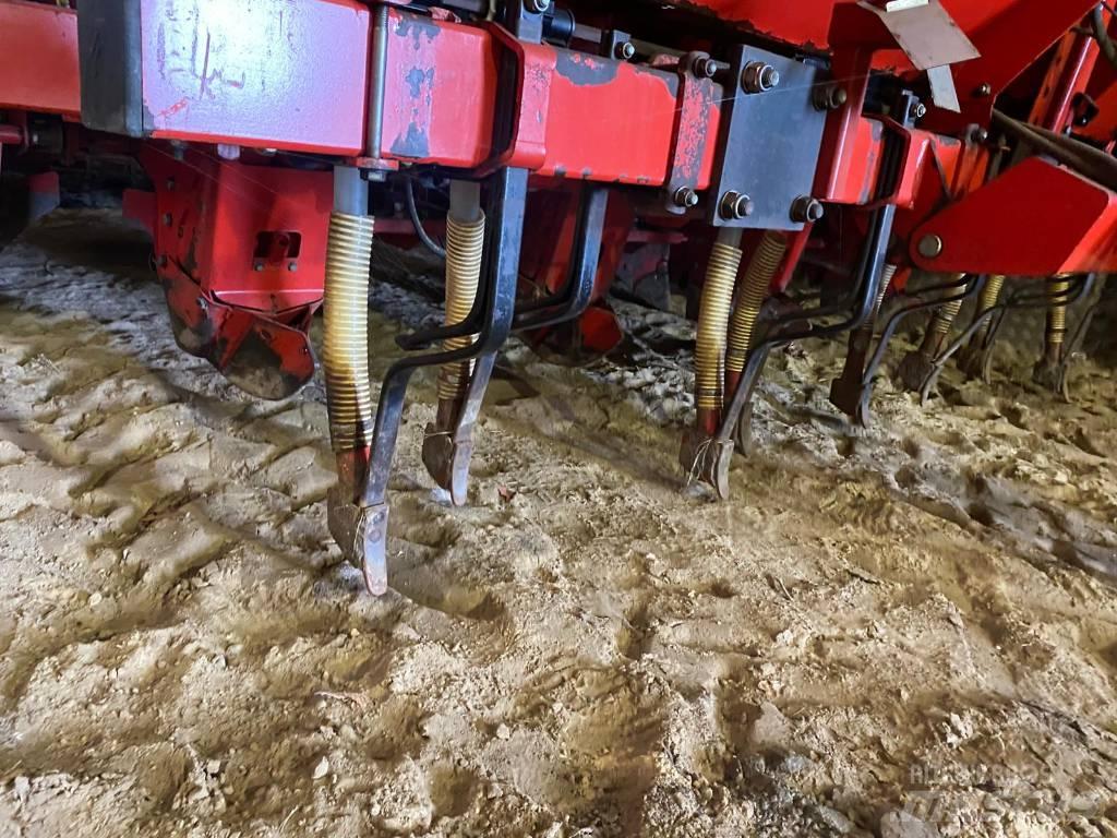 Kverneland UN 3200 Bulvių sodinamosios