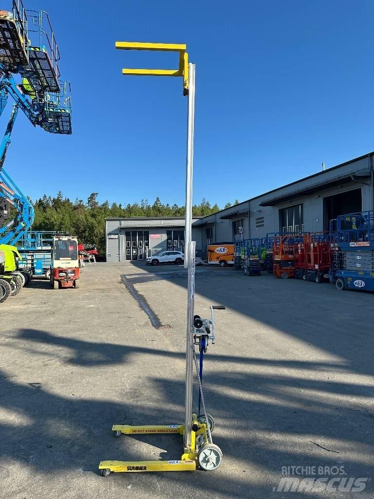 Sumner 2210 Vertikalūs stiebiniai keltuvai