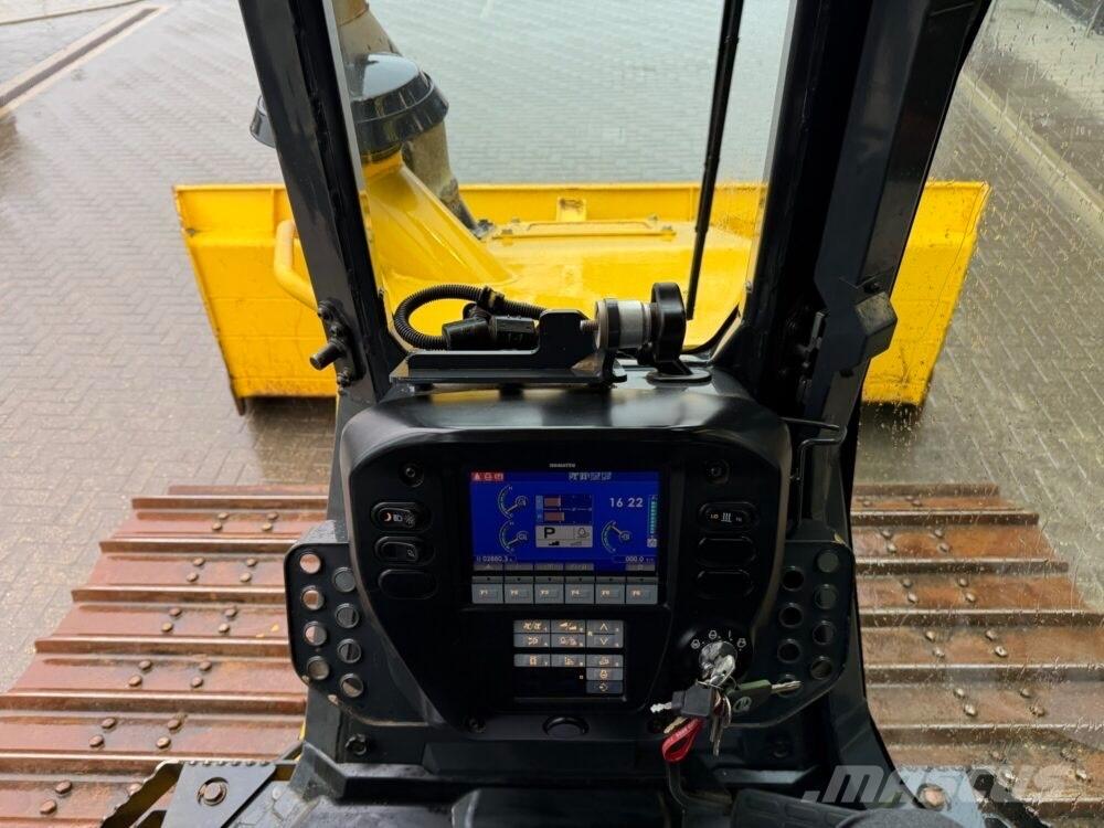 Komatsu D51PXi-24EO Vikšriniai buldozeriai