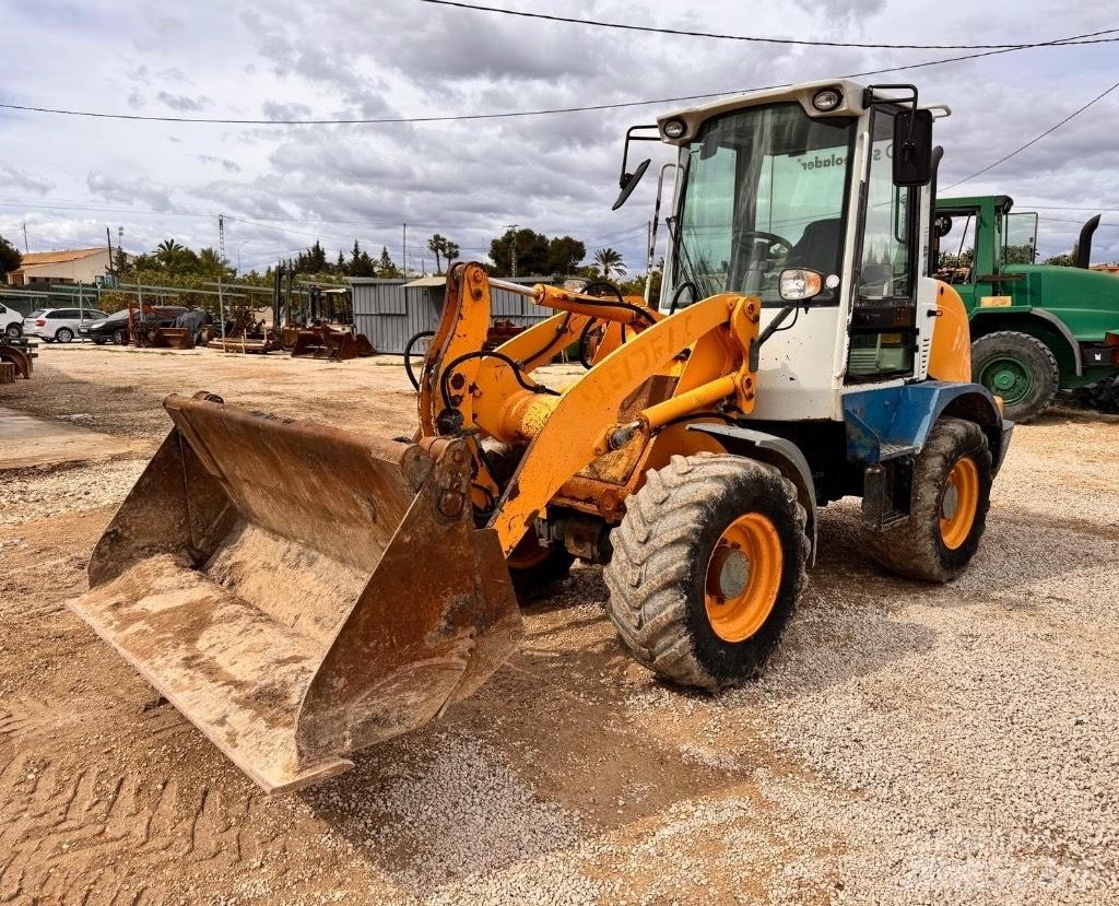 Liebherr L 507 Naudoti ratiniai krautuvai