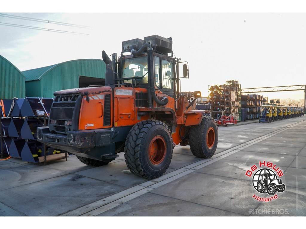 Doosan DL250 Naudoti ratiniai krautuvai