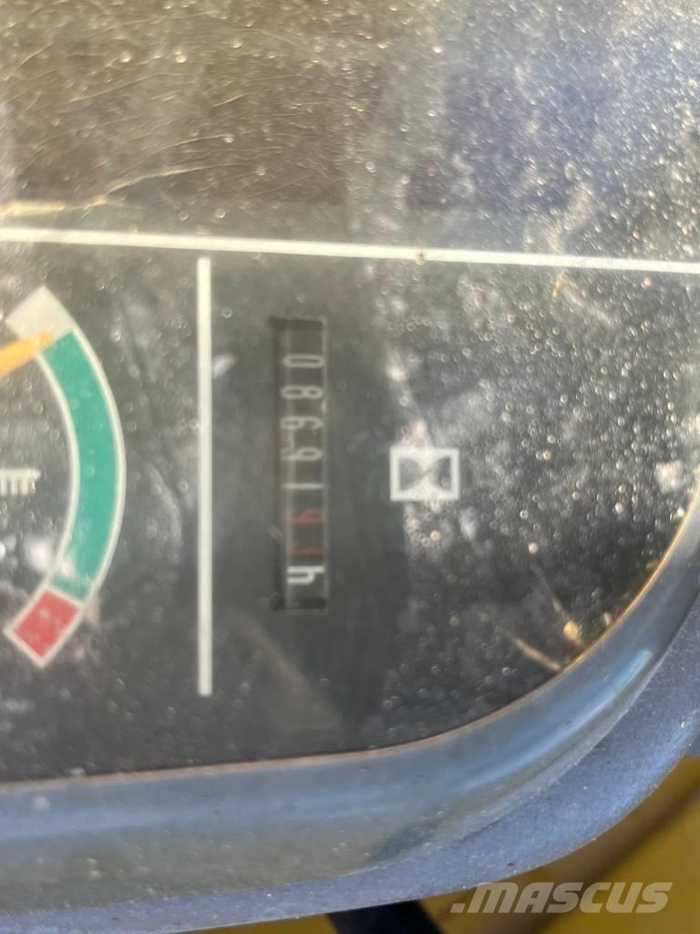 Komatsu PC 27 Mini ekskavatoriai < 7 t