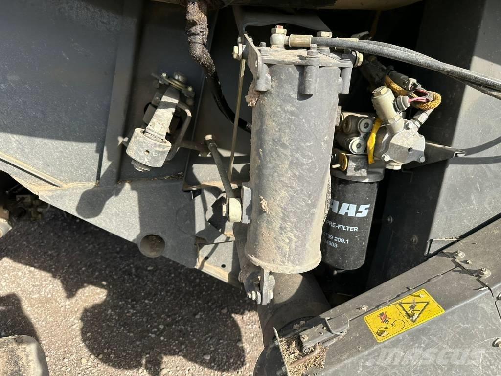 CLAAS Lexion 670 Derliaus nuėmimo kombainai