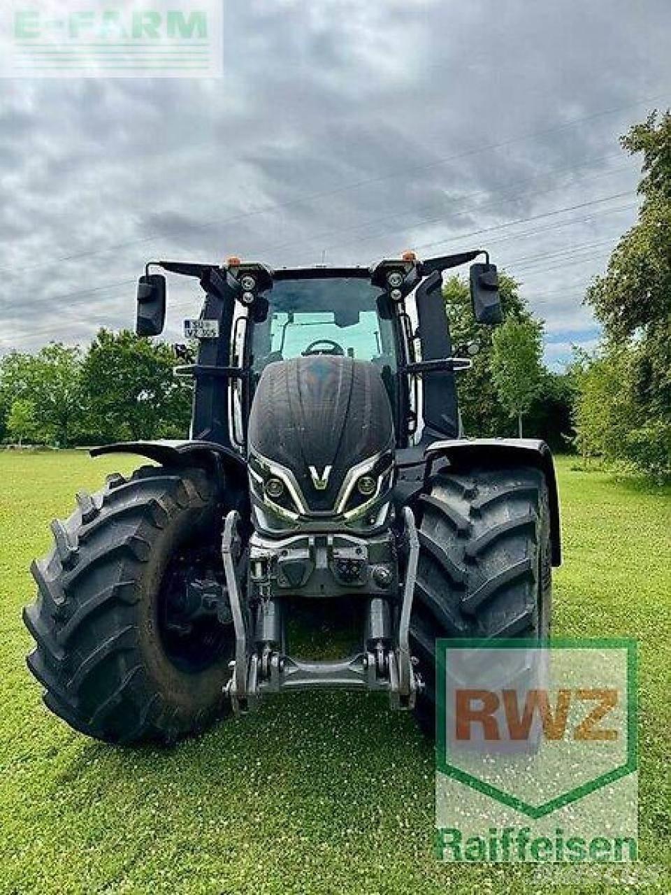 Valtra q305 Traktoriai