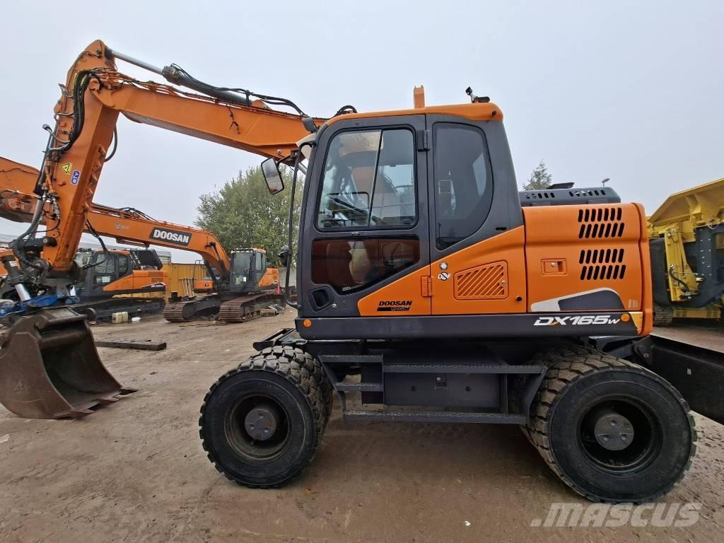 Doosan DX 165 W-5 Ratiniai ekskavatoriai