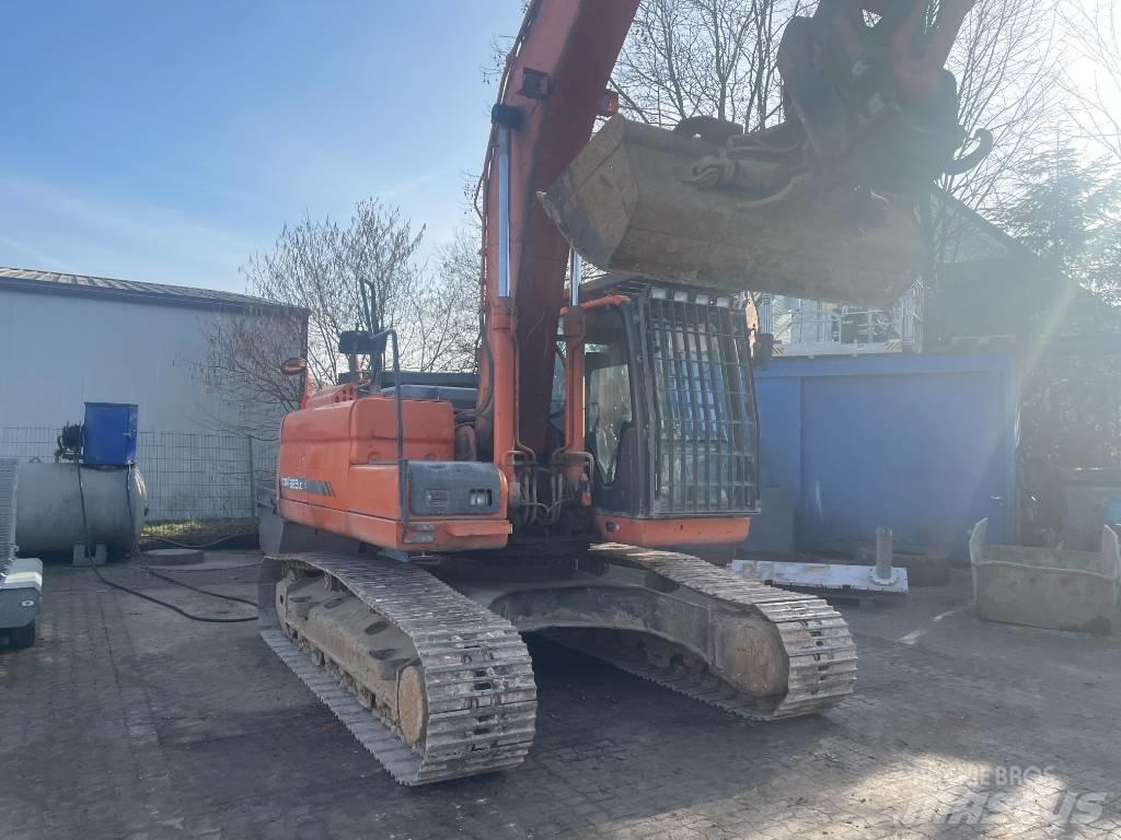 Doosan EXCA Vikšriniai ekskavatoriai