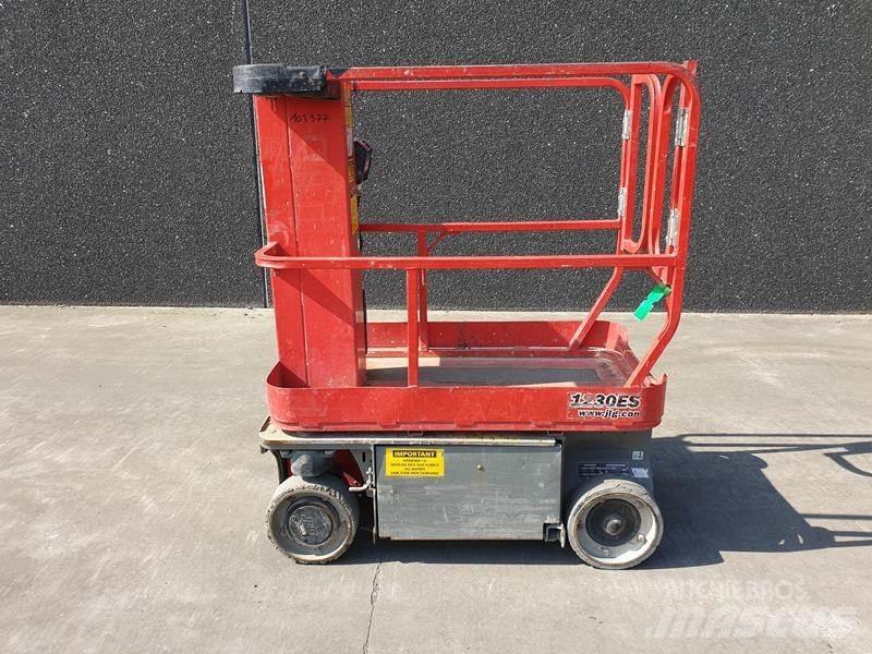 JLG 1230 ES Teleskopiniai keltuvai