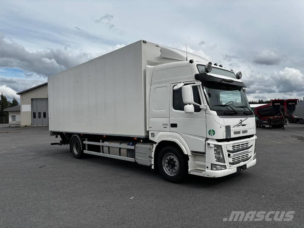 Volvo FM 330 Sunkvežimiai su dengtu kėbulu