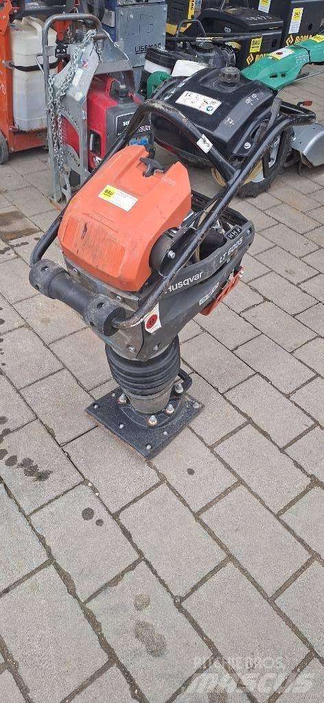 Husqvarna LT 6005 Plūktuvai