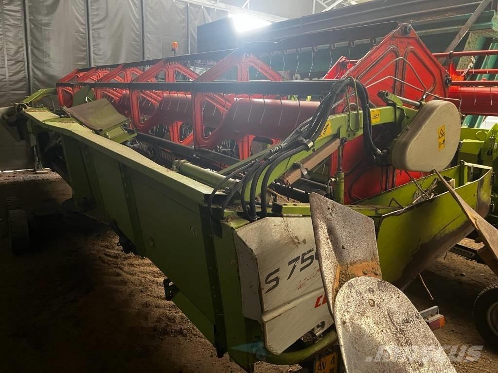 CLAAS S 750 Derliaus nuėmimo kombainų galvos