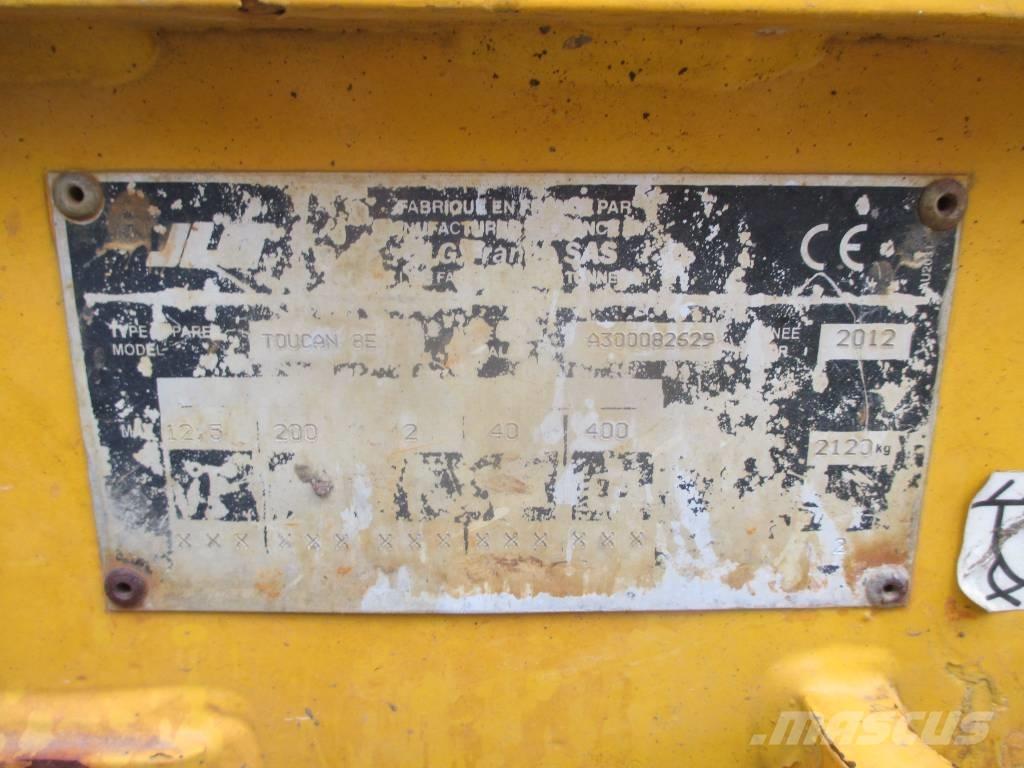 JLG Toucan 8 E Vertikalūs stiebiniai keltuvai