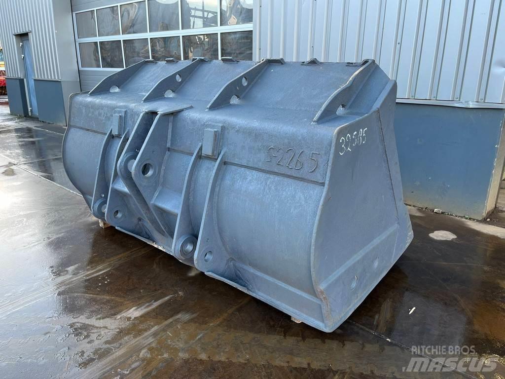CAT Bucket 950 Kaušai