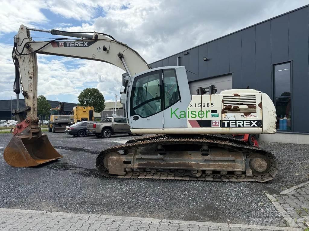 Terex TC225LC Vikšriniai ekskavatoriai