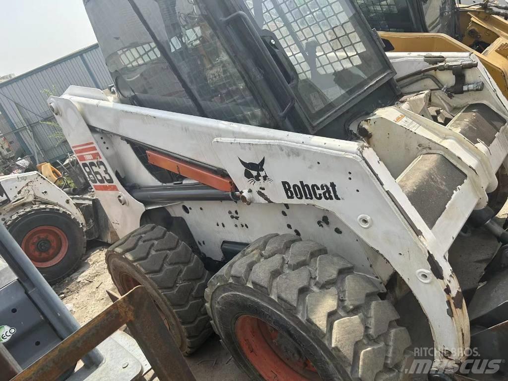 Bobcat S863 Krautuvai su šoniniu pasukimu