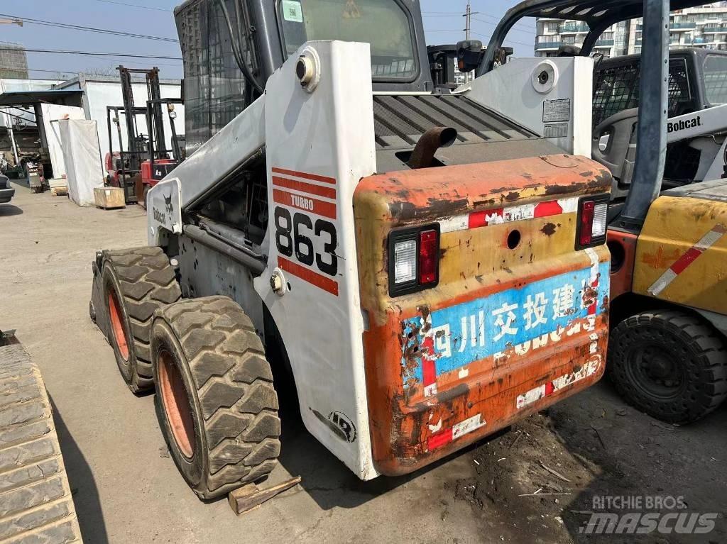 Bobcat S863 Krautuvai su šoniniu pasukimu