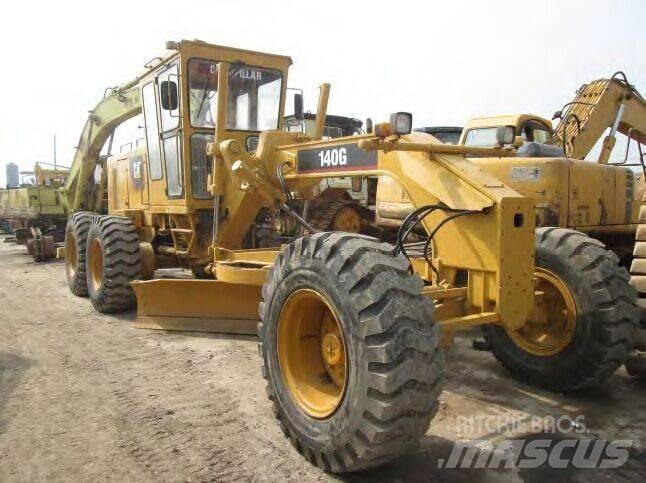 CAT 140 G Greideriai