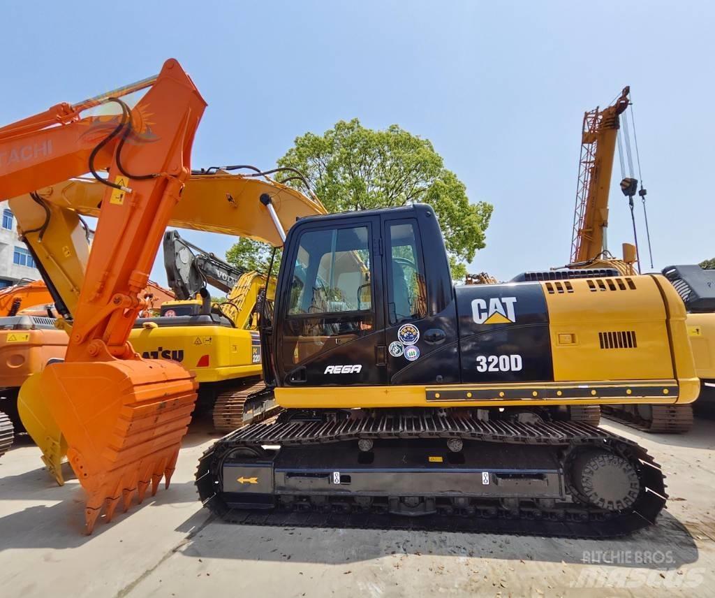 CAT 320 D Vikšriniai ekskavatoriai