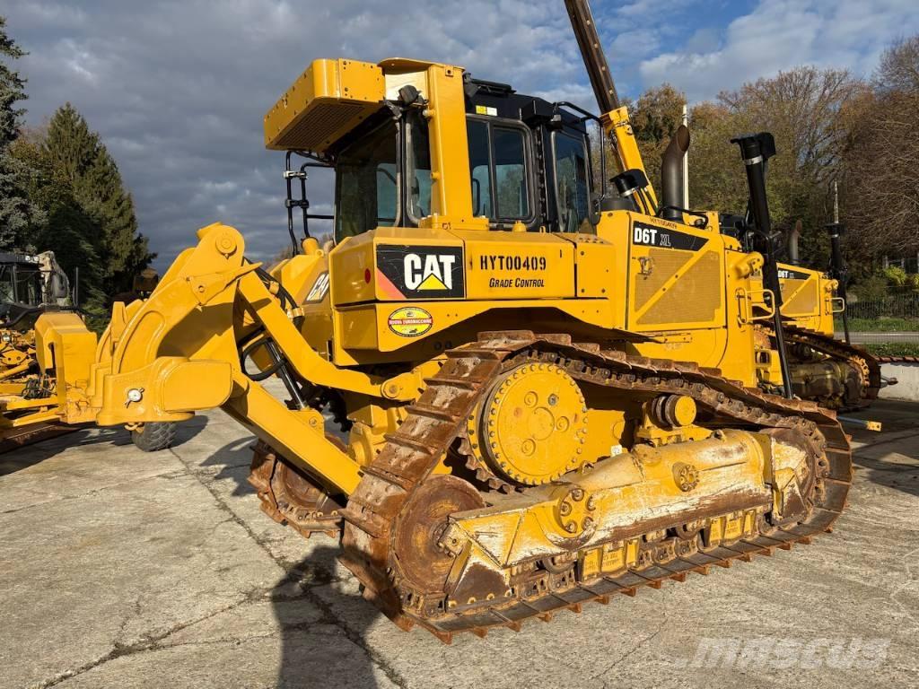 CAT D 6 T XLVP Vikšriniai buldozeriai
