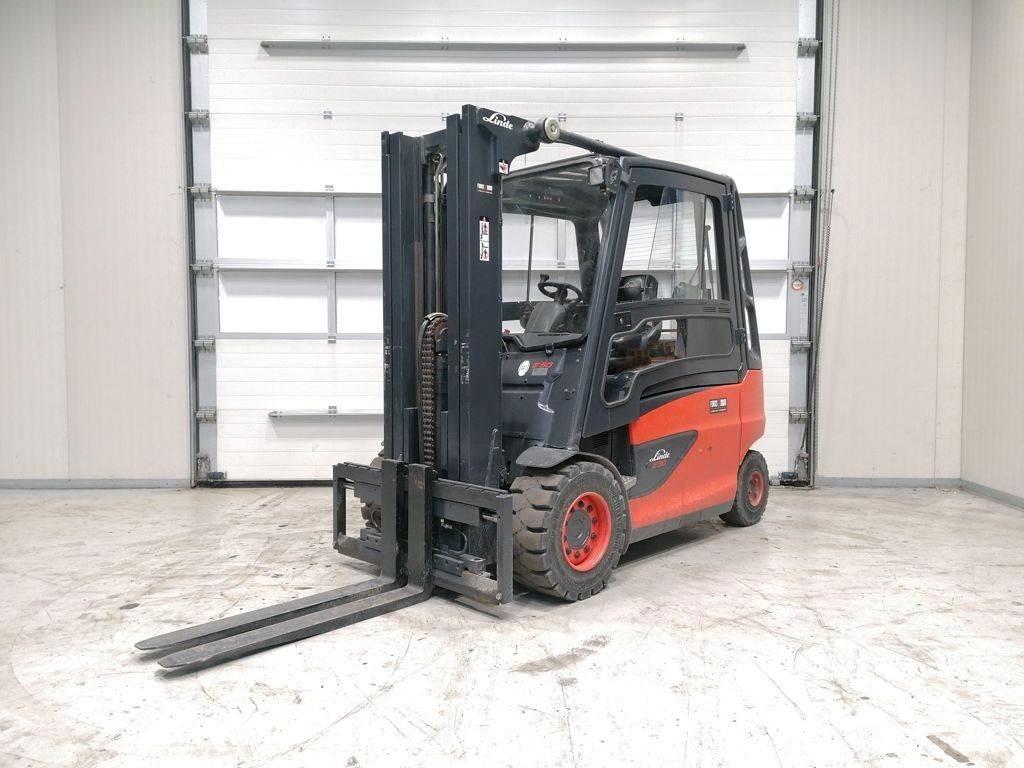 Linde E50HL-01 Elektriniai šakiniai krautuvai