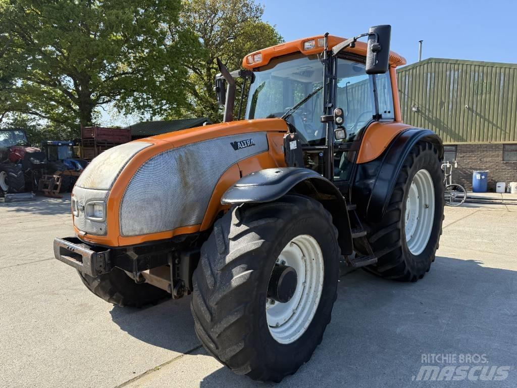 Valtra T 170 Traktoriai